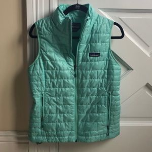 Patagonia W’s nanopuff vest